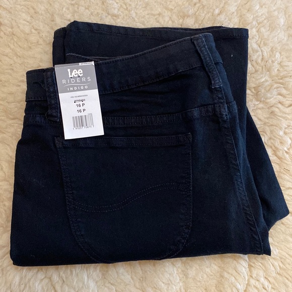 NWT Riders by LEE Indigo Women’s Black Stretch Denim Midrise Bootcut 16p - Picture 1 of 4